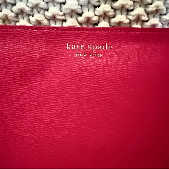 *New* Kate Spade Wristlet - Picture 1 of 5
